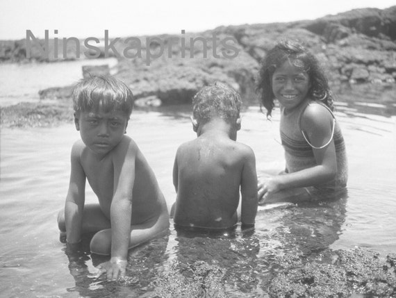 Children Bathing in Keaukaha, Hawaii 1926, United States, 1920s antique photo reprint, Swimming, Sweet Children Photo, Wall Decor