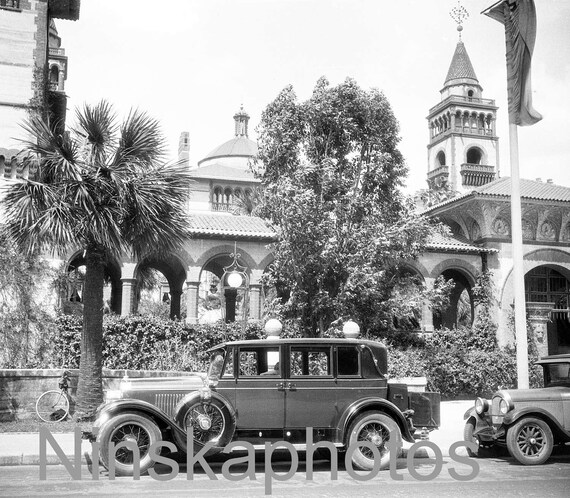 St Augustine, Ponce de Leon Hotel, Florida, United States, 1920s antique photo reprint - Wall Decor - Local History - Vintage Motor