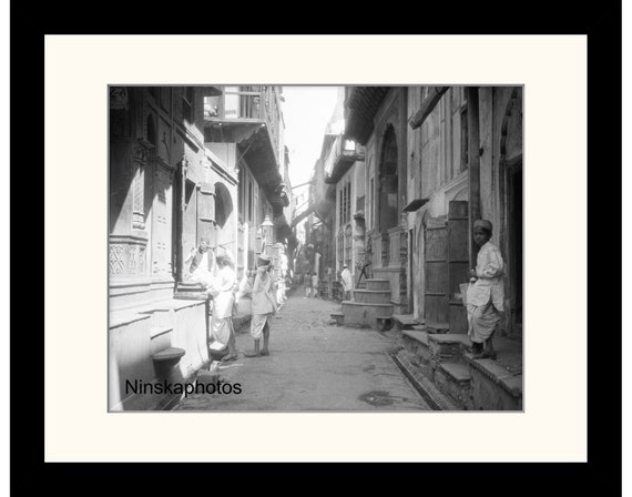 Street Scene in Delhi, India Vintage Photo Reproduction by James Dearden Holmes - Historical Photo
