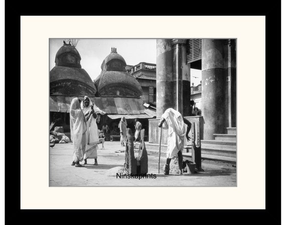 Kalighat Temple, Animal Sacrifice Site, Calcutta (Kolkata) India Vintage Photo Reproduction by James Dearden Holmes - Historical Photography