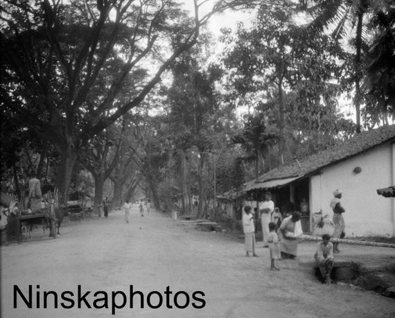 1920s Kandy, Ceylon, Sri Lanka, Street Scene by J. Dearden Holmes, 1920s antique photo reprint, Vintage Photography
