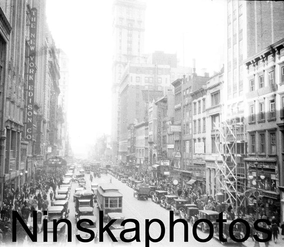 New York City, West 42st Street, NYC Street Scene, Hells Kitchen, Manhattan by J. Dearden Holmes 1920s antique photo reprint - Vintage Photo