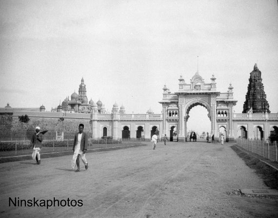 Maharajah's Palace, Mysore, India - Vintage Photo Reproduction by James Dearden Holmes - Historical Photo
