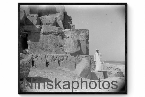 1920s Egypt, Man sitting on the Edge of Cheops Pyramid by J. Dearden Holmes, 1920s antique photo reprint, Khufu Pyramid, Egypt History