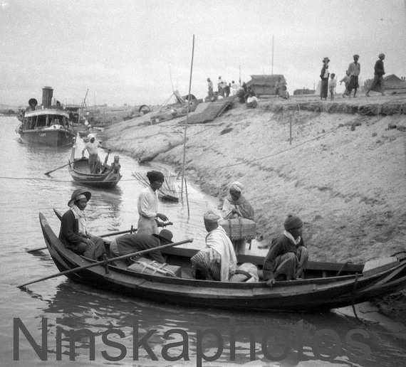 1920s Burma, Htigyaing Township, A Sampan Boat on the Shweli River, Myanmar, Burma, Asia, 1920s antique photo reprint, Colonial Burma