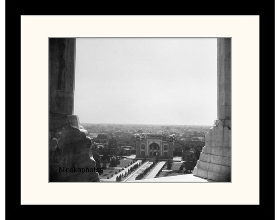 Taj Mahal, Agra, India Vintage Photo Reproduction by James Dearden Holmes - Historical Photo