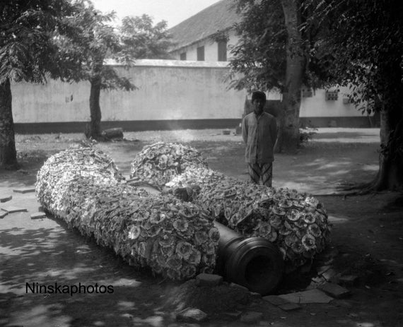 Sacred Cannon in Batavia Jakarta - Java, Indonesia - Dutch East Indies - 1925 - Fine Art Antique Photo Print - BNW - Vintage Photo - 3283