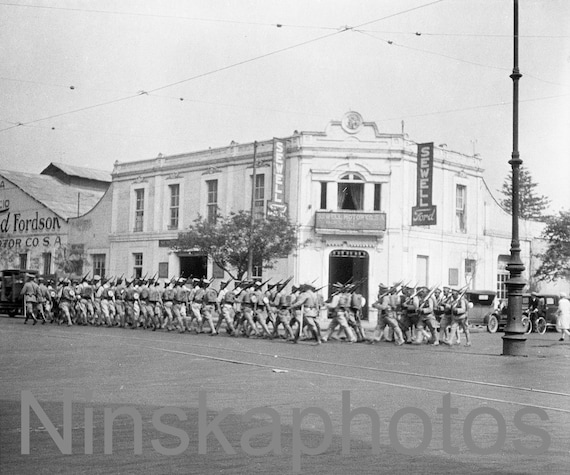 Mexico City, Mexican Soldiers Marching, 1920s antique photo reprint, Local History, Vintage Photo, Mexico, Photo History, Military, Ford