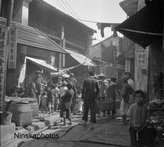 1920s Kowloon Street Scene, Hong Kong - China Antique Photo Reproduction - Vintage Photography - Black and White