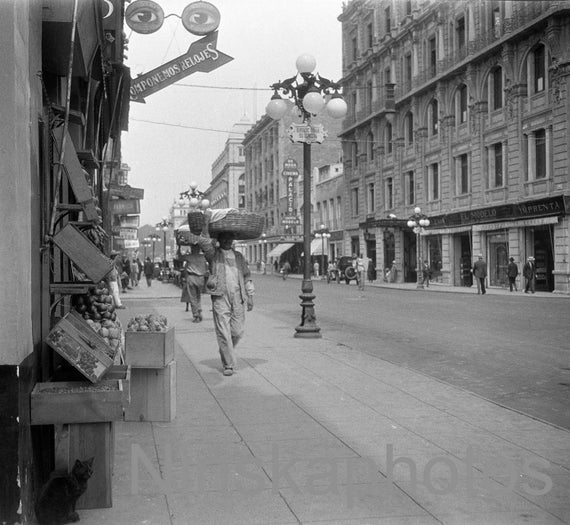 Mexico City, Avenida Cinco de Mayo Street Scene Photo 1920s antique photo reprint, Local History, Vintage Photo, Mexico, Photo History