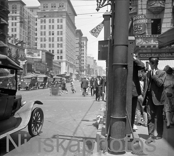 1920s Los Angeles, West 6th Street, California, United States, 1920s antique photo reprint - Wall Decor - Local History - Street Scene