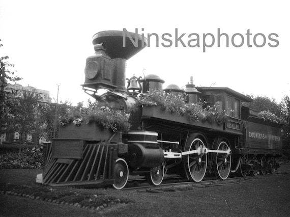 Countess of Dufferin, First Railway Locomotive in Western Canada, Winnipeg, Canada, 1920s antique photo reprint