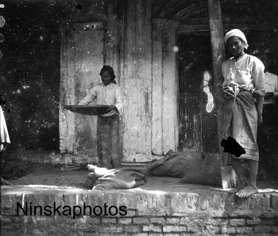Sifting Peanuts in Magwe, on the Irrawaddy, Burma, Myanmar Vintage Photo Reproduction by James Dearden Holmes - Historical Photo