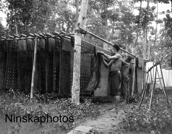 Making Batik Cloth in a Village near Yogyakarta - Java, Indonesia - 1925 - Fine Art Antique Photo Print - BNW - Vintage Photo - 3215A