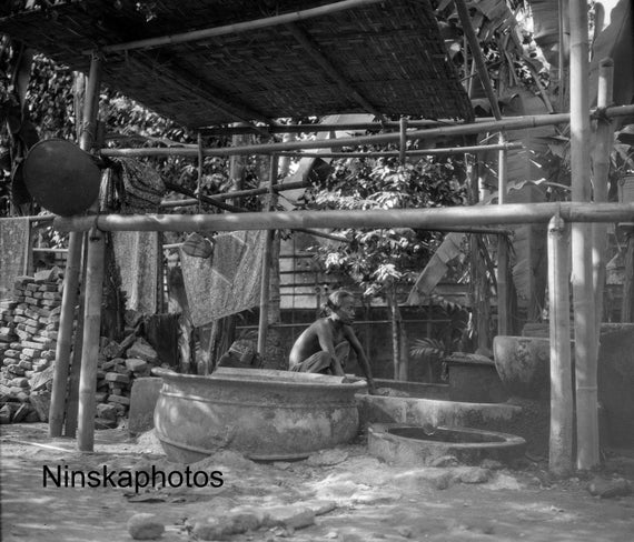 Making Batik Cloth in a Village near Yogyakarta - Java, Indonesia - 1925 - Fine Art Antique Photo Print - BNW - Vintage Photo - 3212