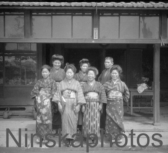 1920s Kyoto staff at the Inn, Japan, Black & White Photography, 1920s antique photo reprint - Japanese Women - Kyoto History