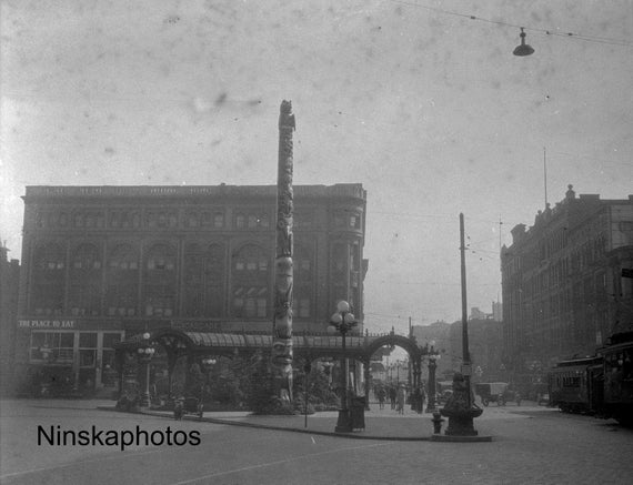 Seattle, Washington - Historic Totem Pole, Pioneer Square - United States 1926 - Fine Art Antique Photo Print - Vintage Photo - 6252