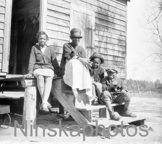 Family Photo in Guyton, Georgia, United States, 1920s antique photo reprint, wall art, wall decor, art photo, Americana