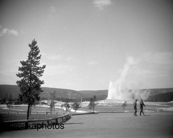 Yellowstone Park, Old Faithful Geyser, Wyoming, United States, 1926 - Fine Art Antique Photo Print - Vintage Photo 6092
