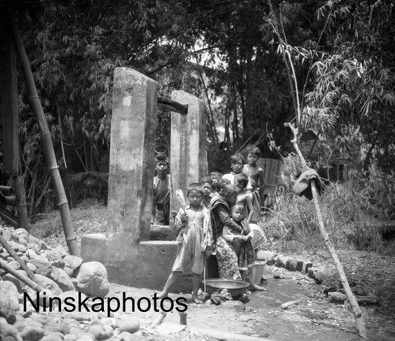 Yogyakarta - Group of Children by the River - Java, Indonesia - 1925 - Fine Art Antique Photo Print - BNW - Vintage Photo - 3158