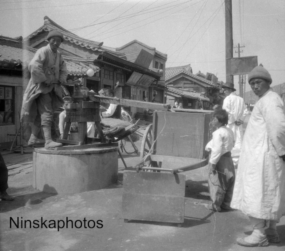 1920s Seoul Street Scene - Pumping Water, South Korea - 1920s antique photo reproduction, Vintage Photography BNW