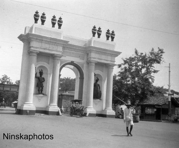 Penang Gate in Batavia Jakarta - Java, Indonesia - Dutch East Indies - 1925 - Fine Art Antique Photo Print - BNW - Vintage Photo - 3279