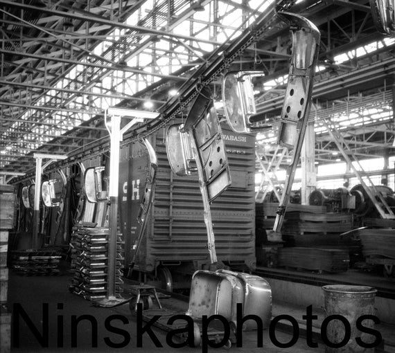Ford Factory Assembly Line, Pressed Steel Conveyor, Fordson Plant, Detroit, Michigan, United States, 1920s antique photo reprint