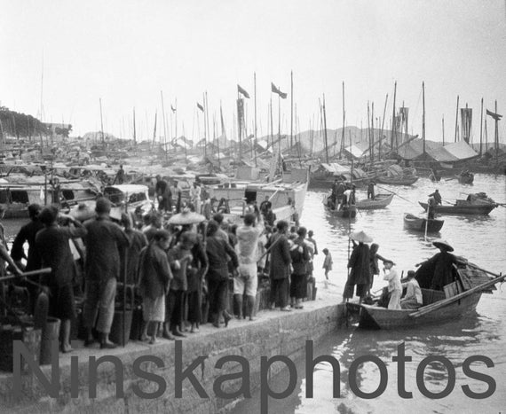 Macao, Waiting for a Boat Load by J. Dearden Holmes, 1920s antique photo reprint, Wall Decor, Home Decor, Macao History