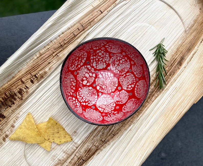 Coconut Snack Bowl Cracked Eggshell Pattern // Sustainable bowl, smoothie bowl, fairtrade, outdoor dining, ethical, coconut, nibble bowl, Cranberry