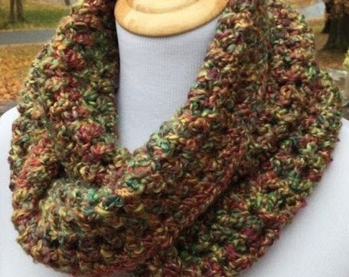 CROCHET INFINITY SCARF Homespun Yarn Handmade Infinity Scarf Chunky ...