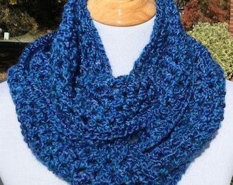 BLUE INFINITY SCARF Crochet Chunky Scarf Homespun Yarn Handmade Neck Warmer Gift For Her Winter Accessory Crochet Bulky Montana Blue Scarf