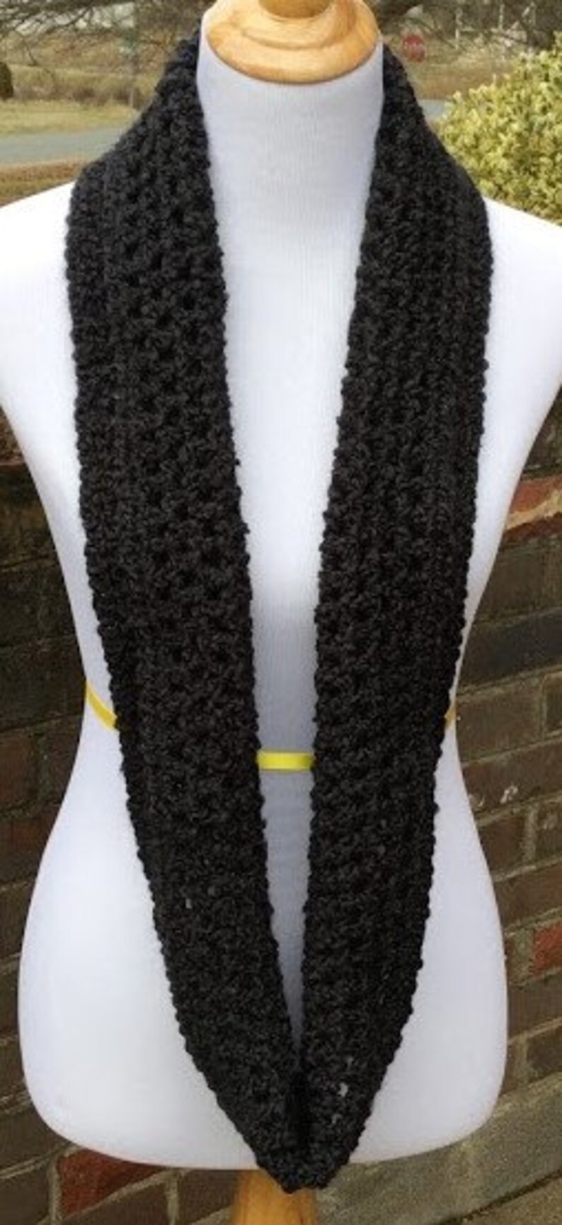 BLACK INFINITY SCARF Crochet Chunky Scarf Homespun Yarn Handmade Neck ...