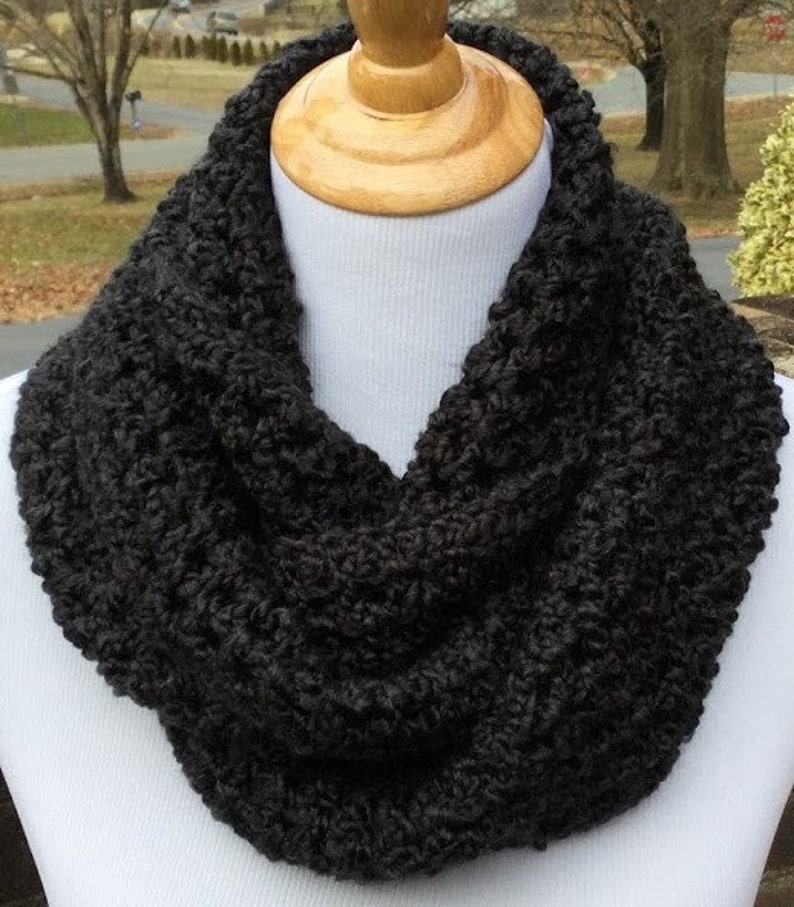 BLACK INFINITY SCARF Crochet Chunky Scarf Homespun Yarn Handmade Neck ...