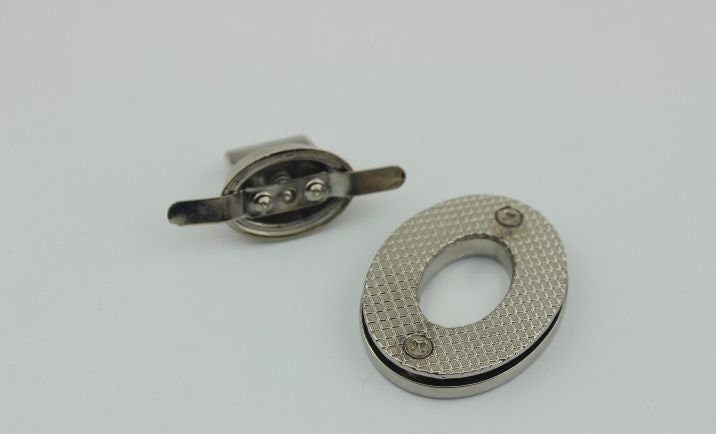 Ackron Purse Twist Turn Lock Metal Hardware Rectangle Purse Closure Twist  Lock for DIY Handbag Shoul…See more Ackron Purse Twist Turn Lock Metal