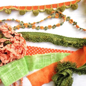 Kit di abbellimento per diario spazzatura, assortimento di rifiniture e pizzi in verde e arancione, sacchetto di pizzo con nastro strappato a mano