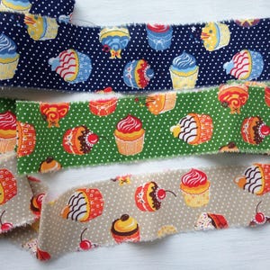 Nastro di cotone artigianale strappato a mano, bordo sfilacciato a forma di cupcake, larghezza 5 cm, 3 colori, totale 7,5 m