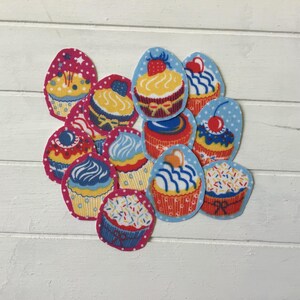 Stoffen stickers Cupcakes, set van 13 handgesneden permanente stickers, roze en blauwe washi stof, Happy mail