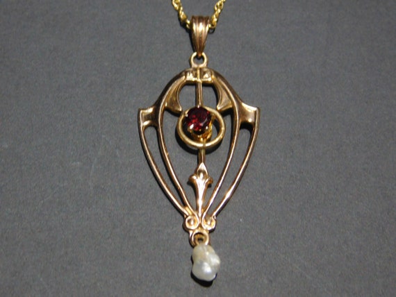 14K Lavalier Necklace
