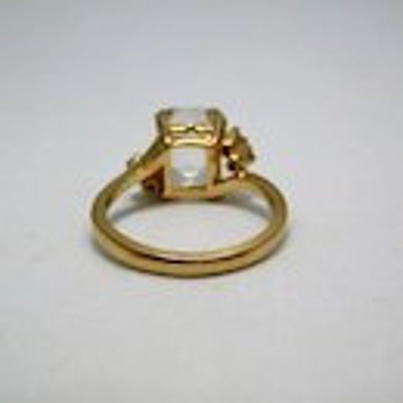 10K Gold white Topaz Ring Size 6 - image 4