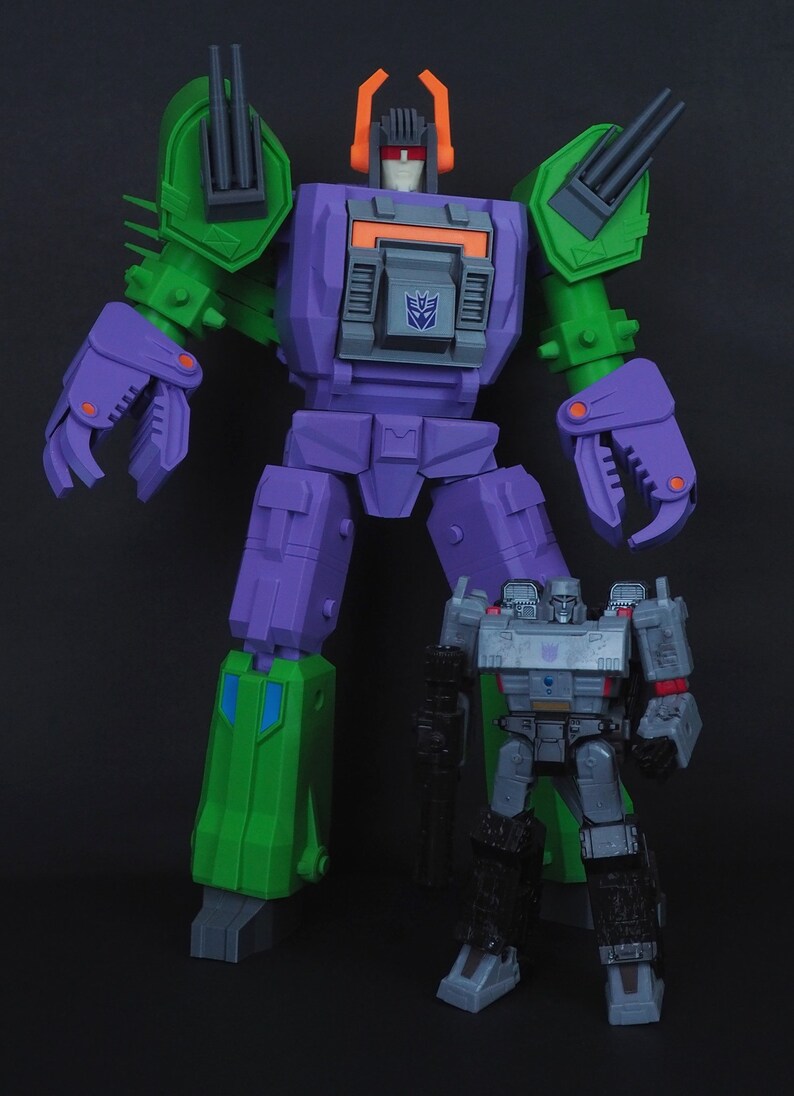transformers giant robot toy