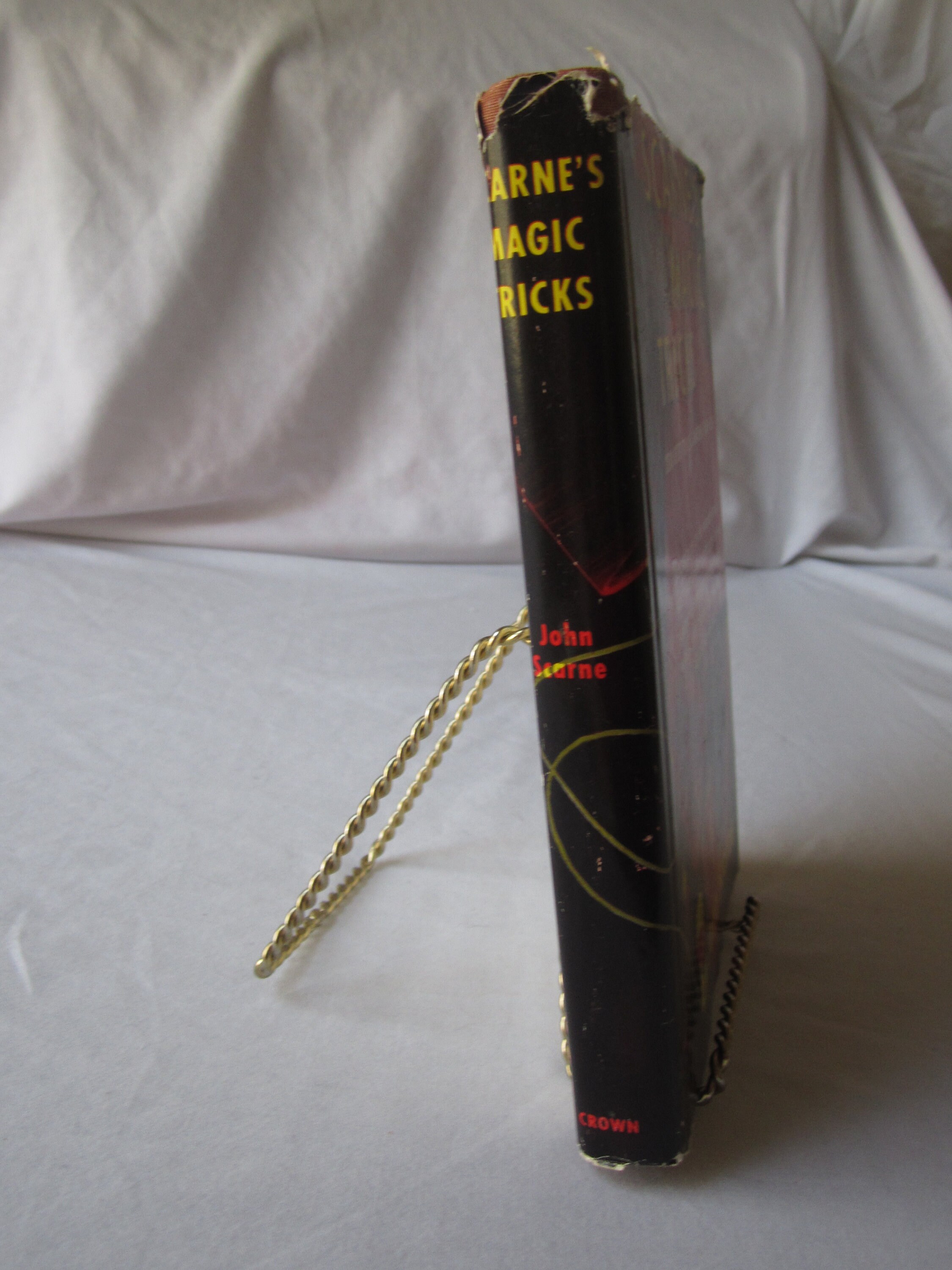 1967 ** Scarnes Magic Tricks 200 Best Tricks that anyone can do without Sleight of the Hand ** John Scarne ** sj