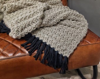 CROCHET PATTERN + Simple, Chunky,  Beginner Friendly Crochet Pattern + The Ripple Blanket