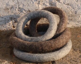 Natural Eco Dog Toys 'Tug O War' Pull Ring Chemical Free Pure Wool Hand Felted Safe Toys Pull Toy Teeth Cleaning Toys