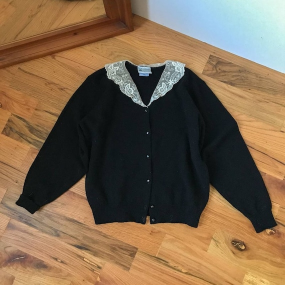 90s Vintage Laura Ashley Black Wool Cardigan sweat