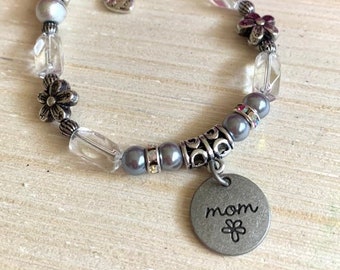 Pearl Mom Charm Bracelet - Mother's Day Gift  - Pearl Jewelry - Shower Gift for New Mother