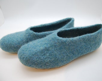 Gr. 45/46 (Length 29 cm): Felted Slippers with Latex Sole / Filz-Hausschuhe mit Latexsohle