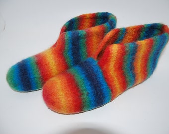 Size 39/40 (Length 25 cm): Felted Slippers with Latex Sole / Felt Slippers with Latex Sole