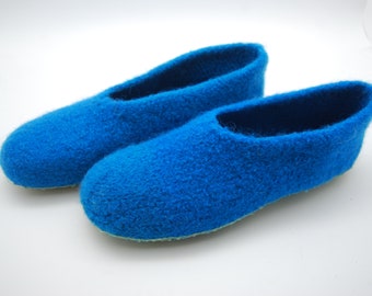 Gr. 39/40 (Length 25 cm): Felted Slippers with Latex Sole / Filz-Hausschuhe mit Latexsohle