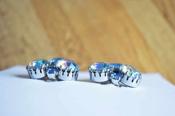 Vintage Blue Austrian Crystal Clip-on Earrings - image 4