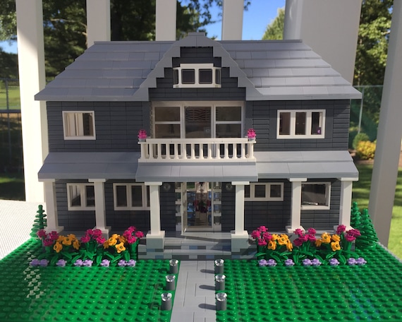 Custom Lego Model Home Interior & Exterior Detail 